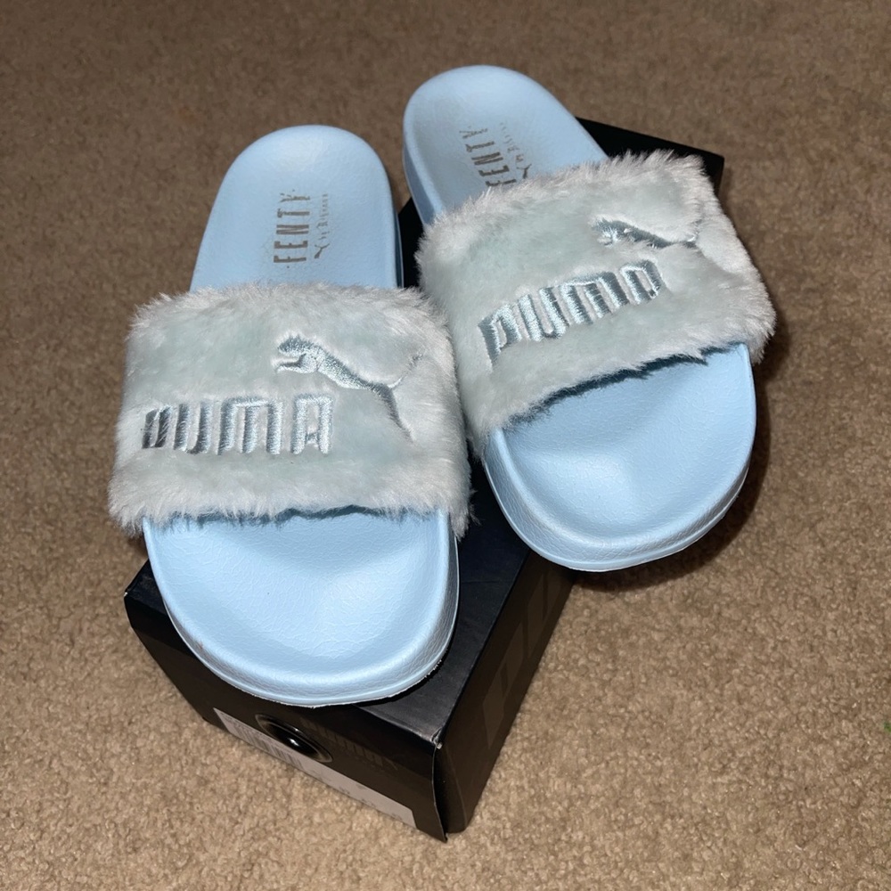 Fenty x Puma Fur Slide (Cool Blue)